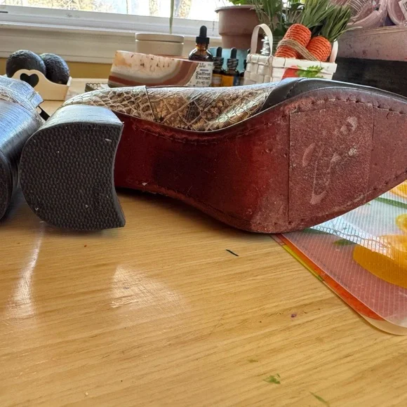 Freebird by Steven CUSTOM JOEY Brown & Cream Snake-Print Buckle Ankle Boots - Picture 5 of 8